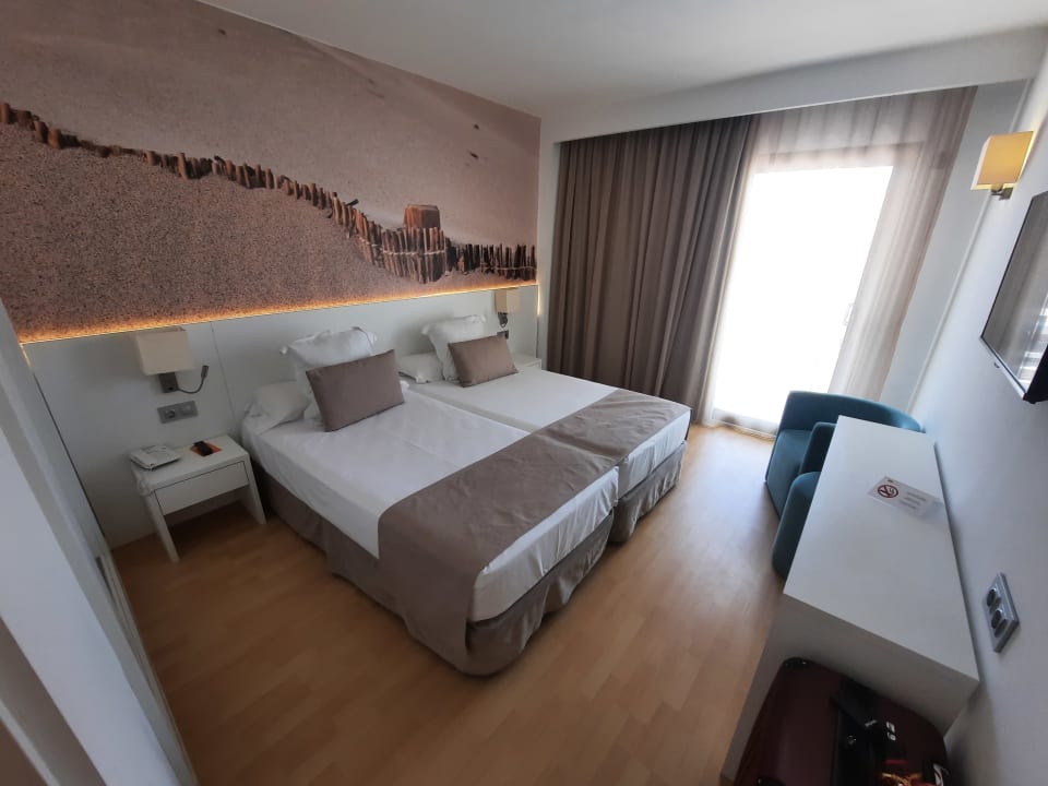 Zimmer BQ Can Picafort