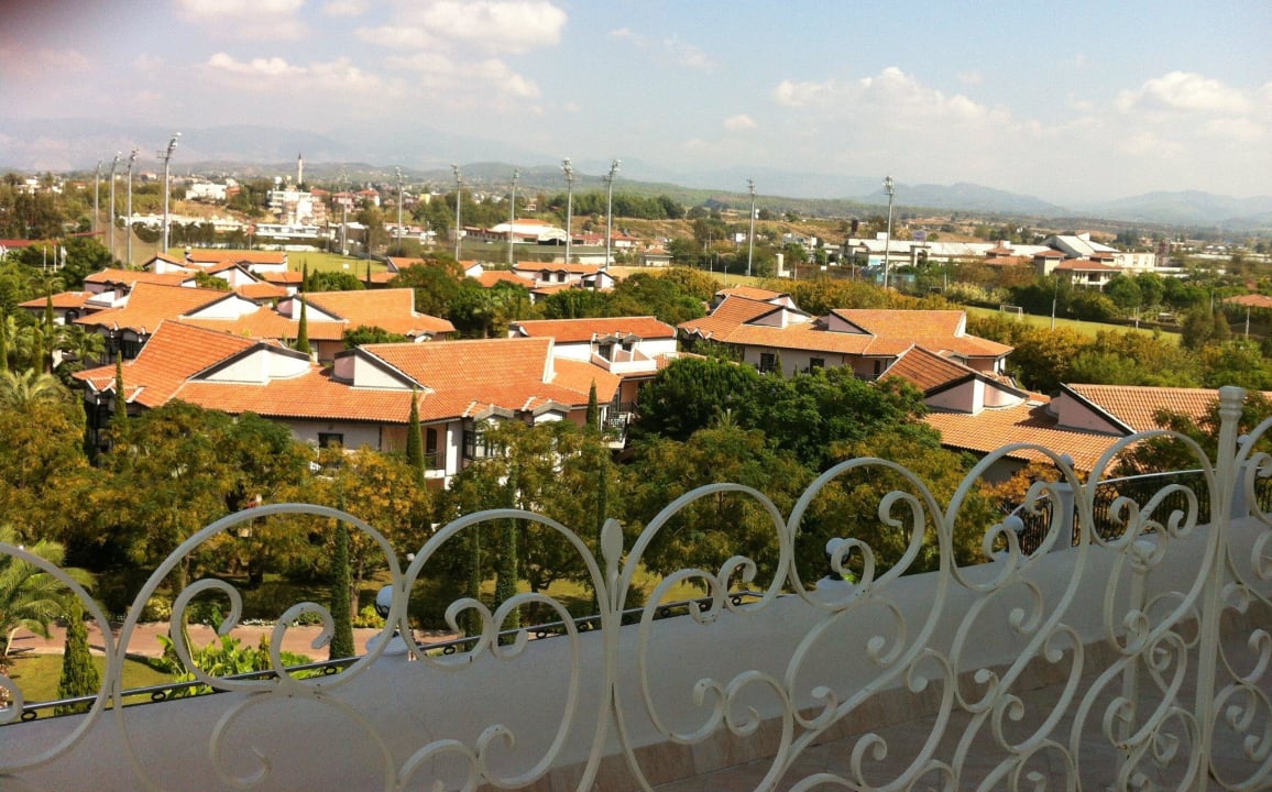 111 Starlight Resort Hotel