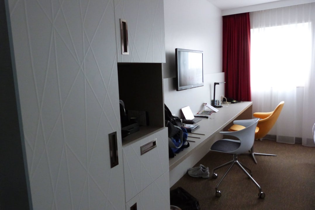 Schrank und Kaffeemaschine WestCord Art Hotel Amsterdam 3-Star