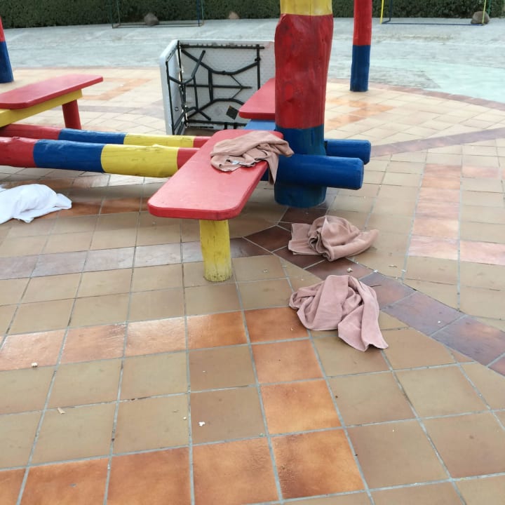 Morgens um 9 Uhr Reste vom Vorabend  Hotel Riu Cabo Verde