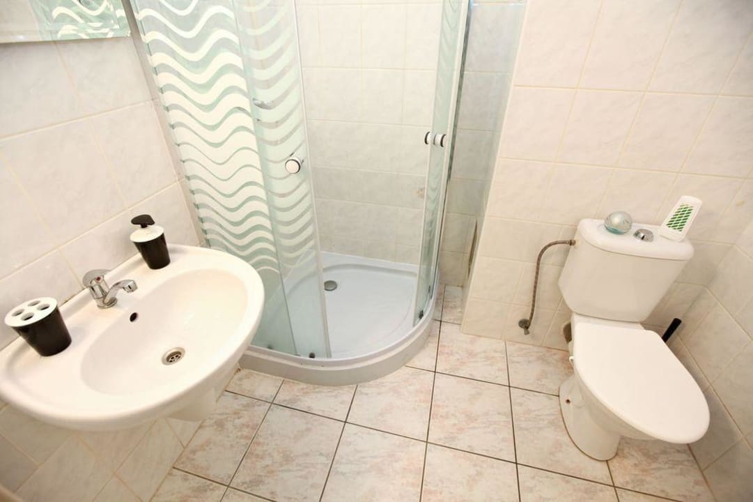 Bathroom Hostel Homer