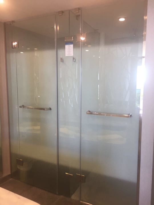 Dusche/Toilette The Sense Deluxe Hotel