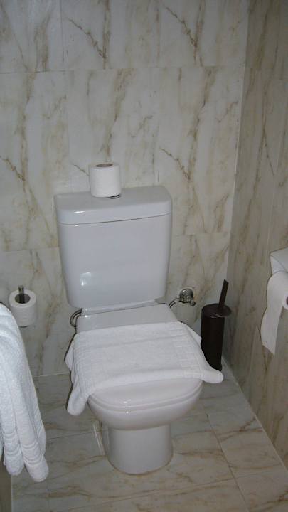 Badezimmer Titanic Beach Spa & Aqua Park