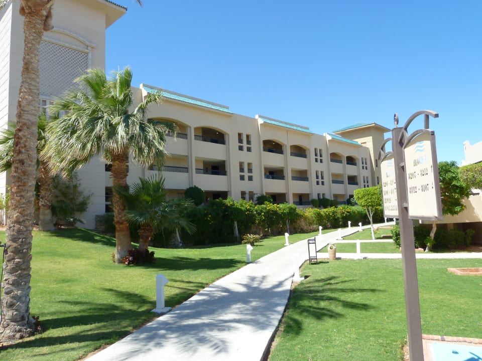 Nebengebäude (Personaltrackt) Coral Sea Holiday Village