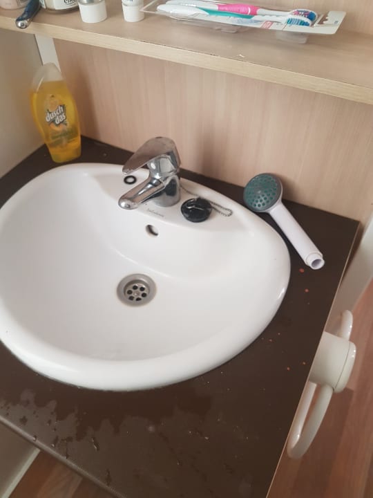 Zimmer Camping Castell Montgri