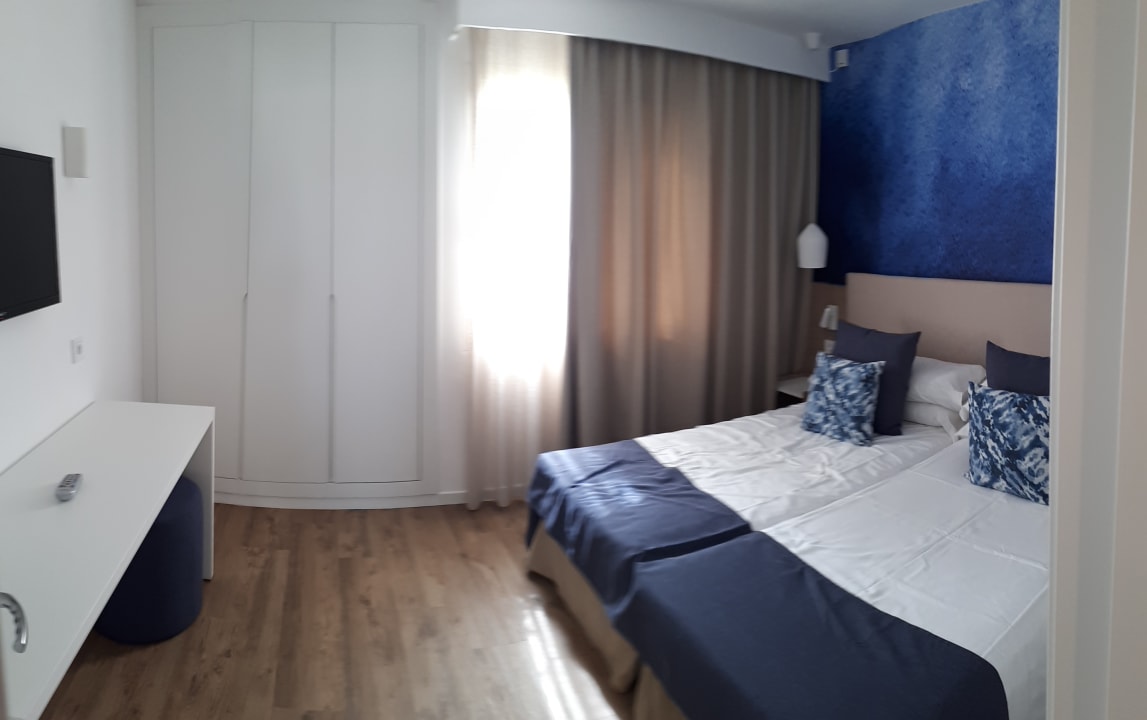 Zimmer Parque Nereida Suites Hotel
