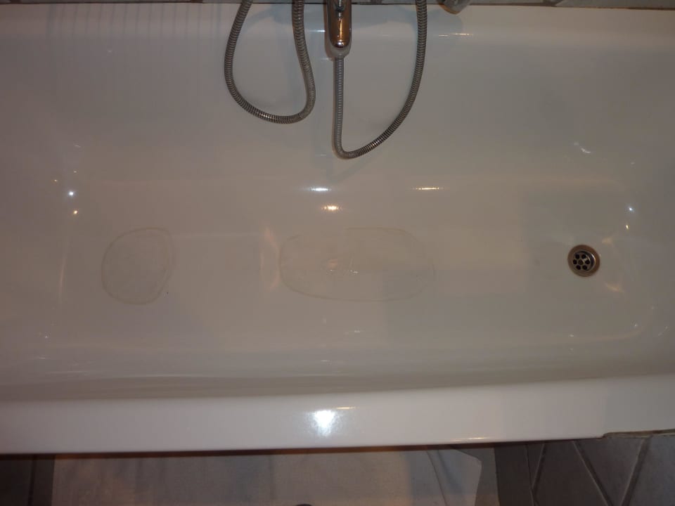 Baignoire tâchée Mitsis Rodos Village