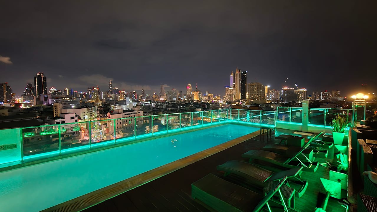 Pool Hotel Royal Bangkok