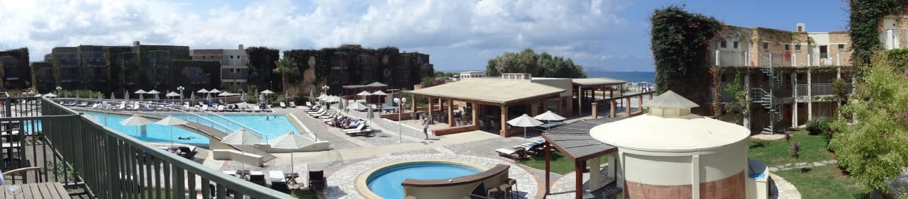 522 Bella Beach Hotel