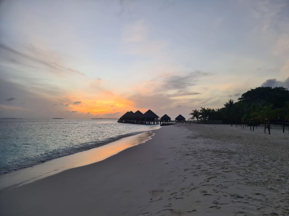 Strand Adaaran Select Meedhupparu Island Resort - Premium All Inclusive