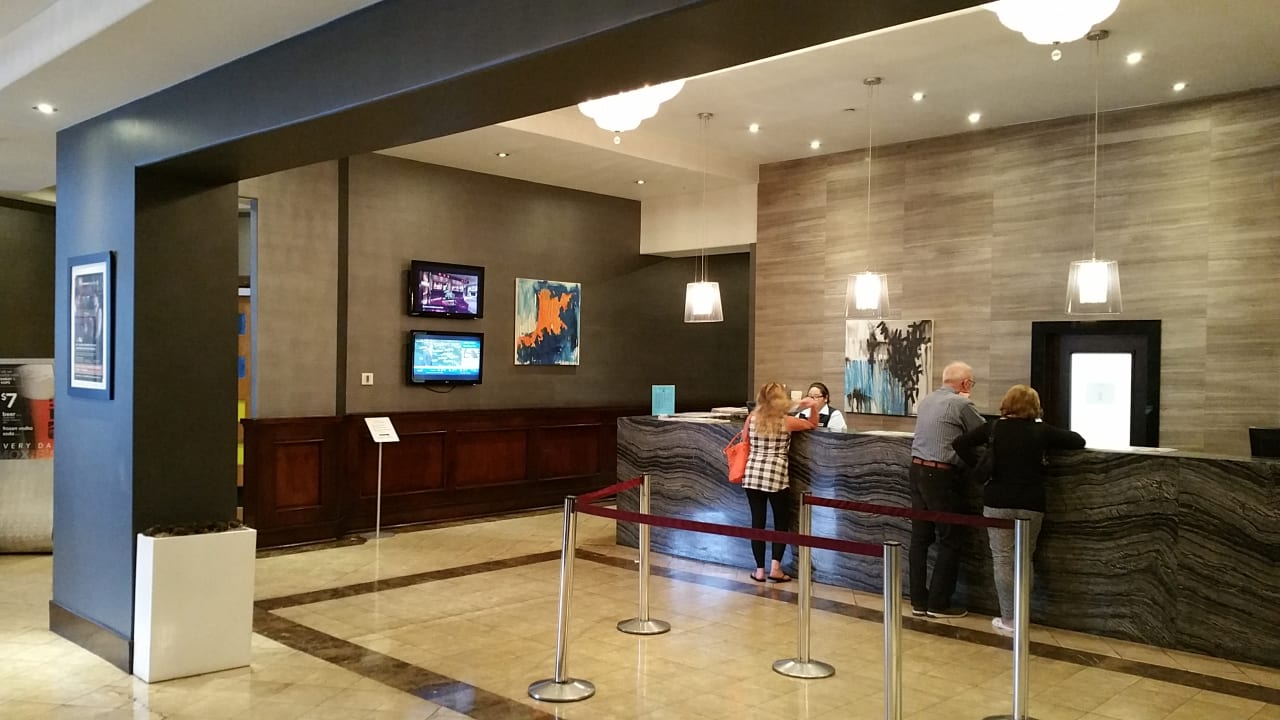 Lobby Sandman Hotel Vancouver City Centre