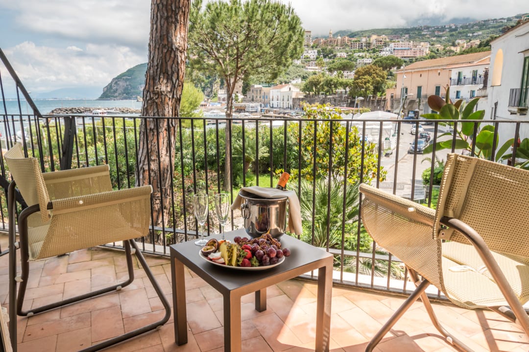 Ausblick Hotel & Resort Le Axidie, BW Signature Collection