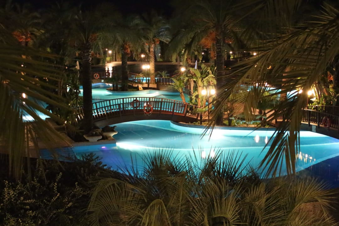 Pool bei Nacht Sunis Kumköy Beach Resort Hotel & Spa