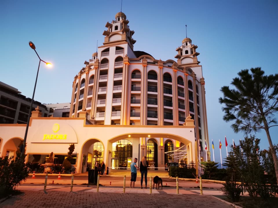 Außenansicht J'adore Deluxe Hotel & Spa