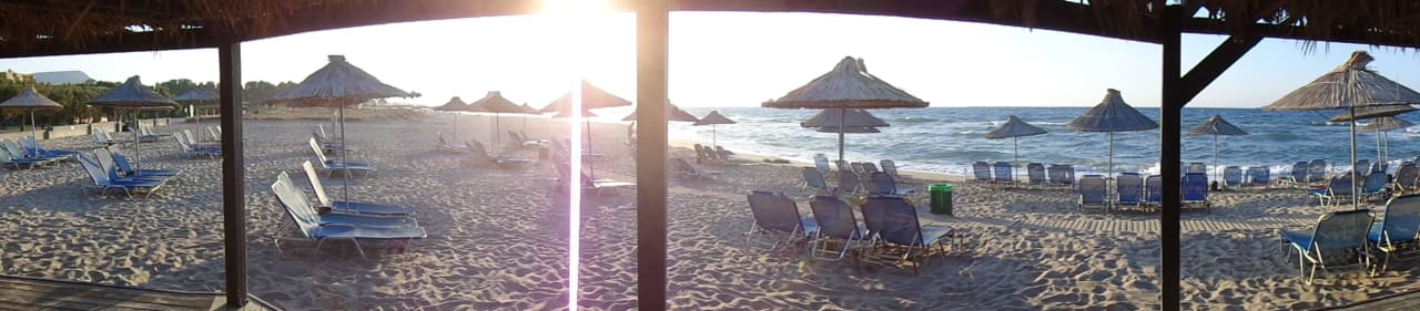 Strand am Abend Anissa Beach & Village