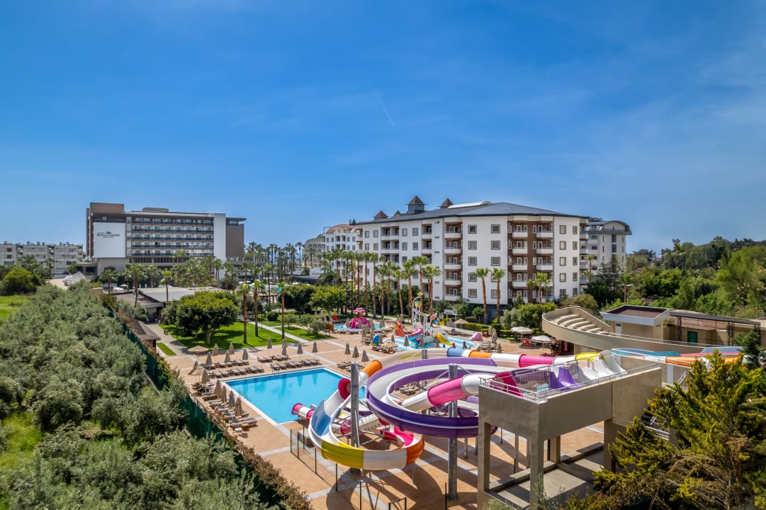 Pool Hotel Royal Garden Beach