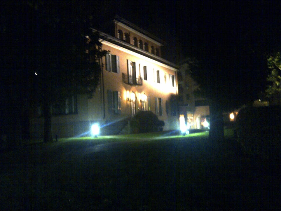 Villa Sassa bei Nacht Villa Sassa