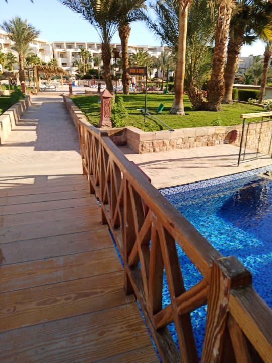 Pool Fort Arabesque Resort, Spa & Villas