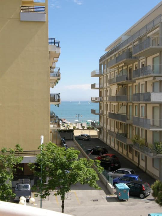 Вид с балкона номера Hotel Stockholm