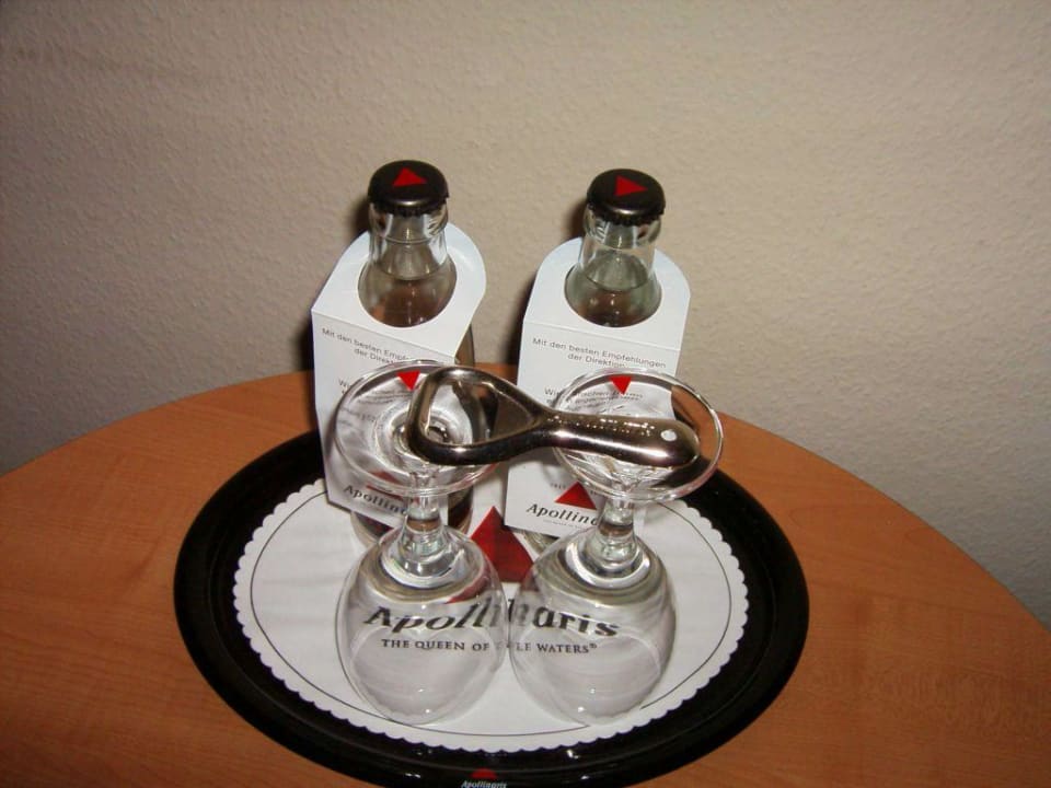 Der hochangepriesene Willkommensdrink acora Düsseldorf Living the City