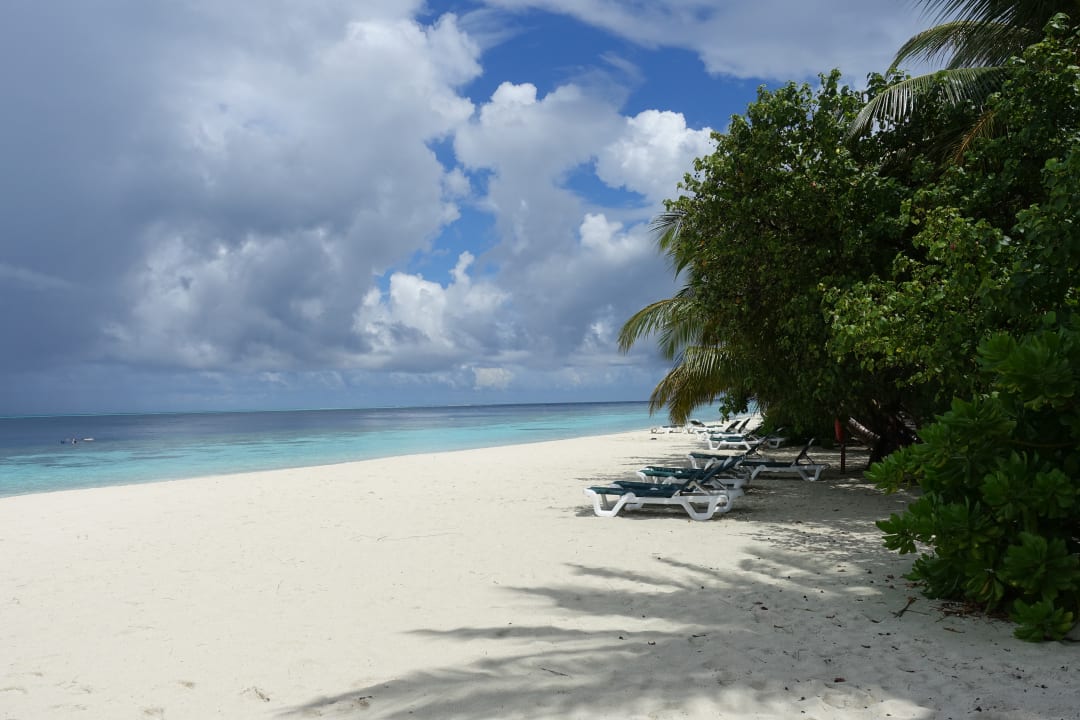 Strand Vilamendhoo Island Resort & Spa