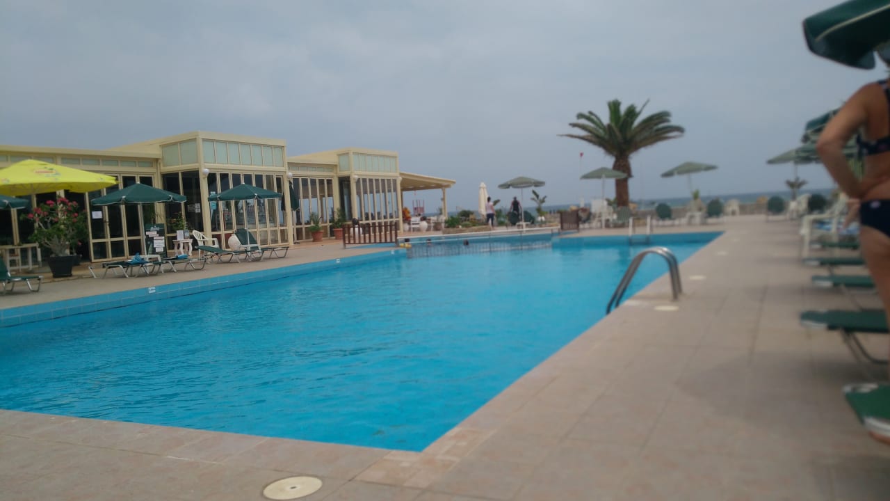 Pool Hotel Kathrin Beach