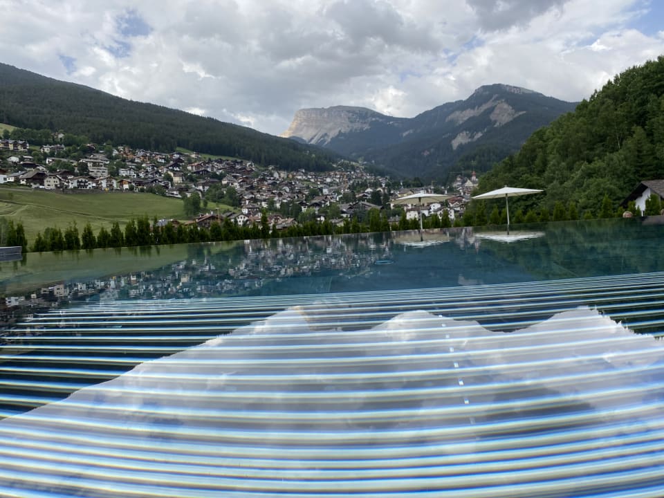 Pool Alpin & Vital Hotel La Perla