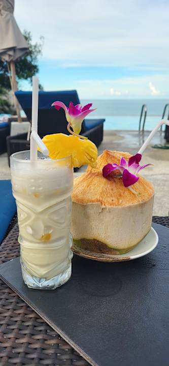Gastro Coral Cliff Beach Resort