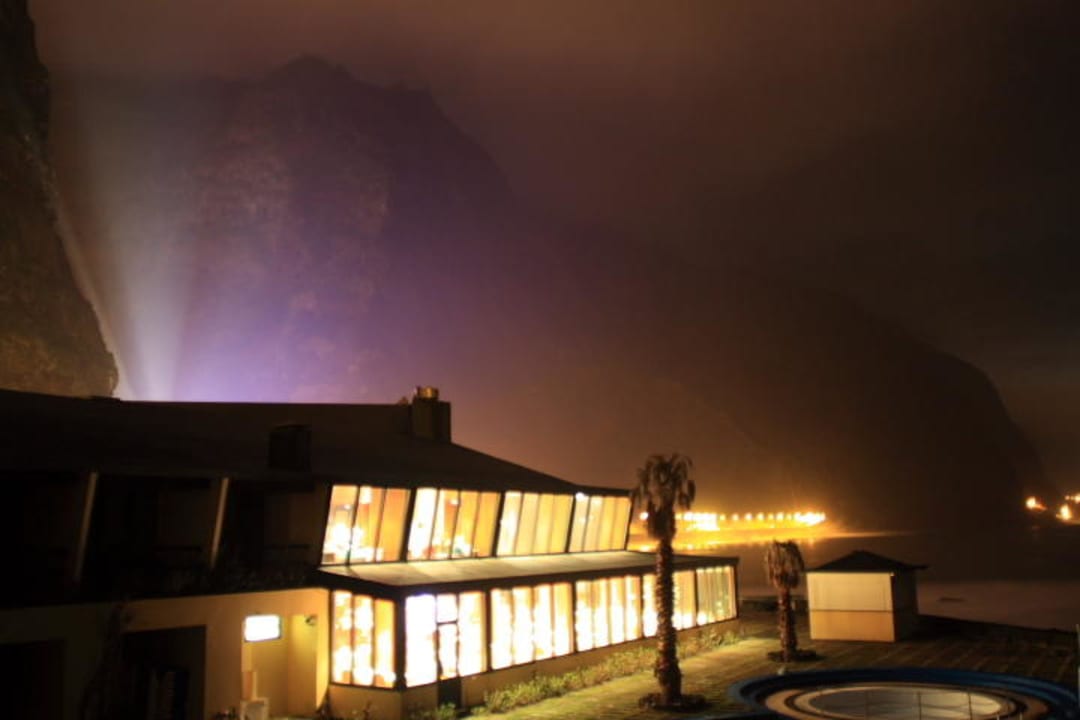 Restaurant am Abend Hotel Estalagem do Mar