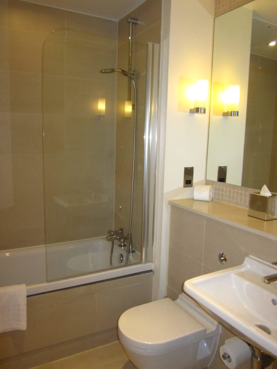 Modernes Badezimmer The Nadler Kensington