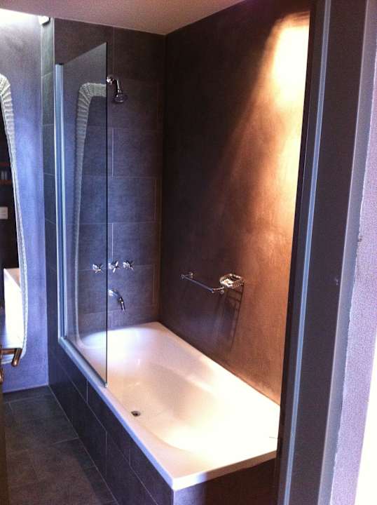 Badewanne/Dusche Hotel Esplendor Calafate