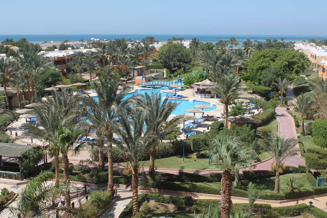 Blick auf die Anlage vom Haupthaus Golden Beach Resort