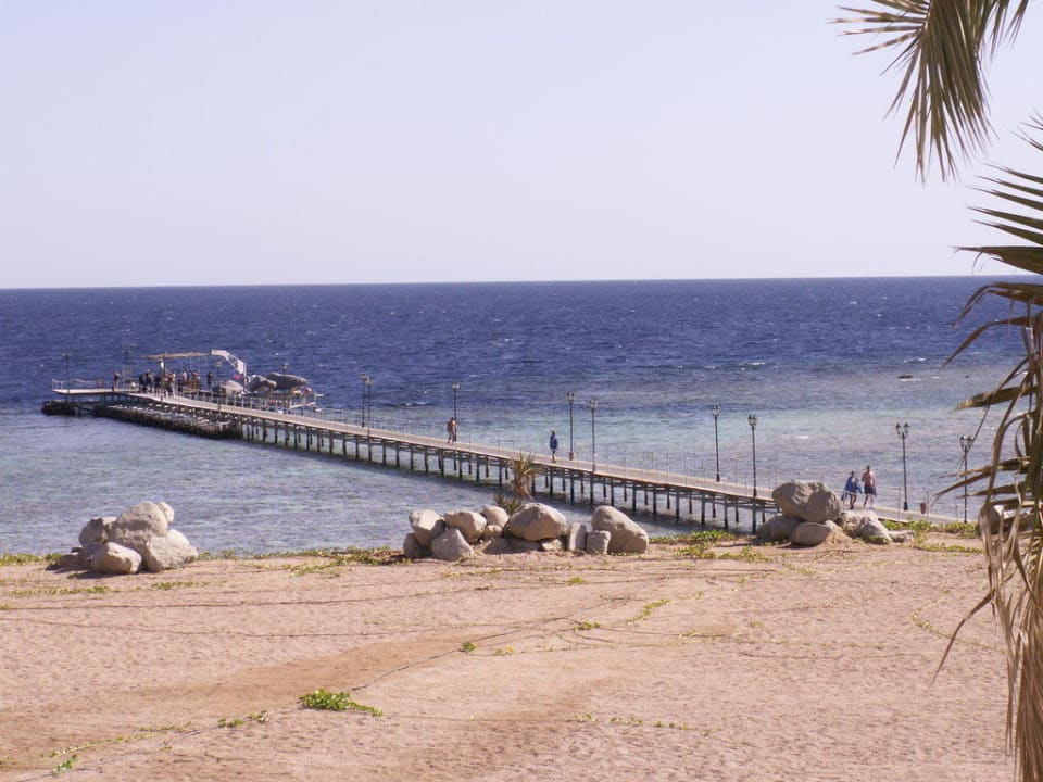 Steg mit Wasserstation TUI MAGIC LIFE Kalawy