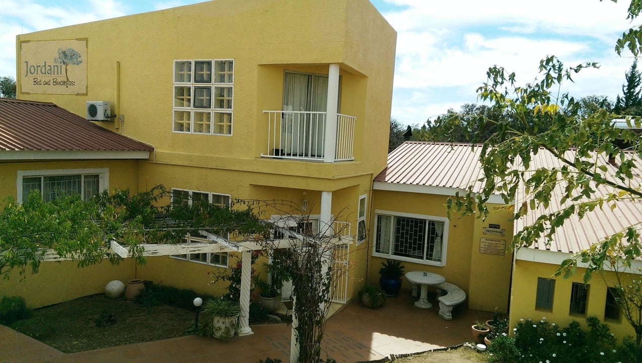 Von außen Jordanis Guesthouse