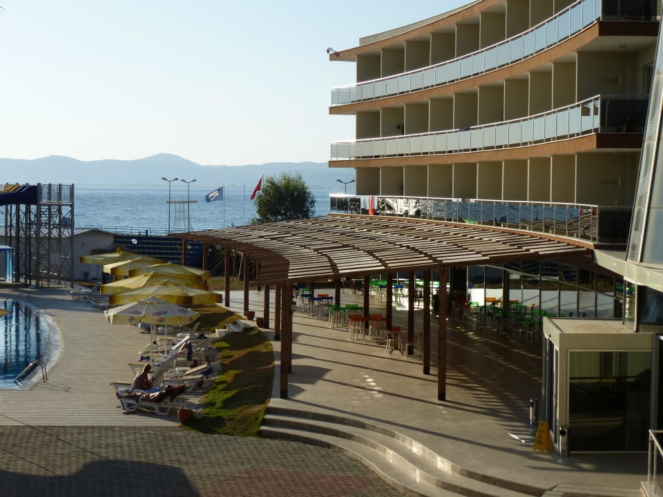 Meerblcik Royal Beach Club Hotel