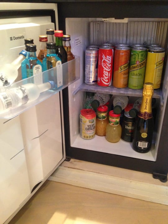 Minibar Hotel Cram