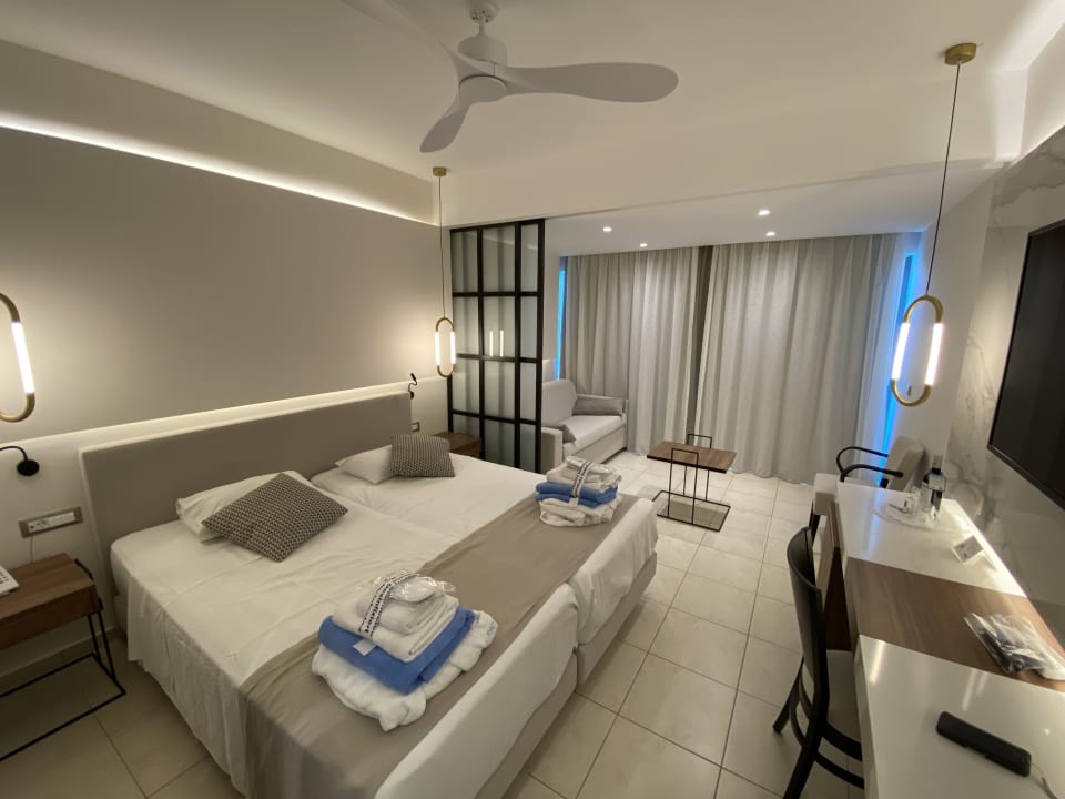 Zimmer Hotel Calypso Beach