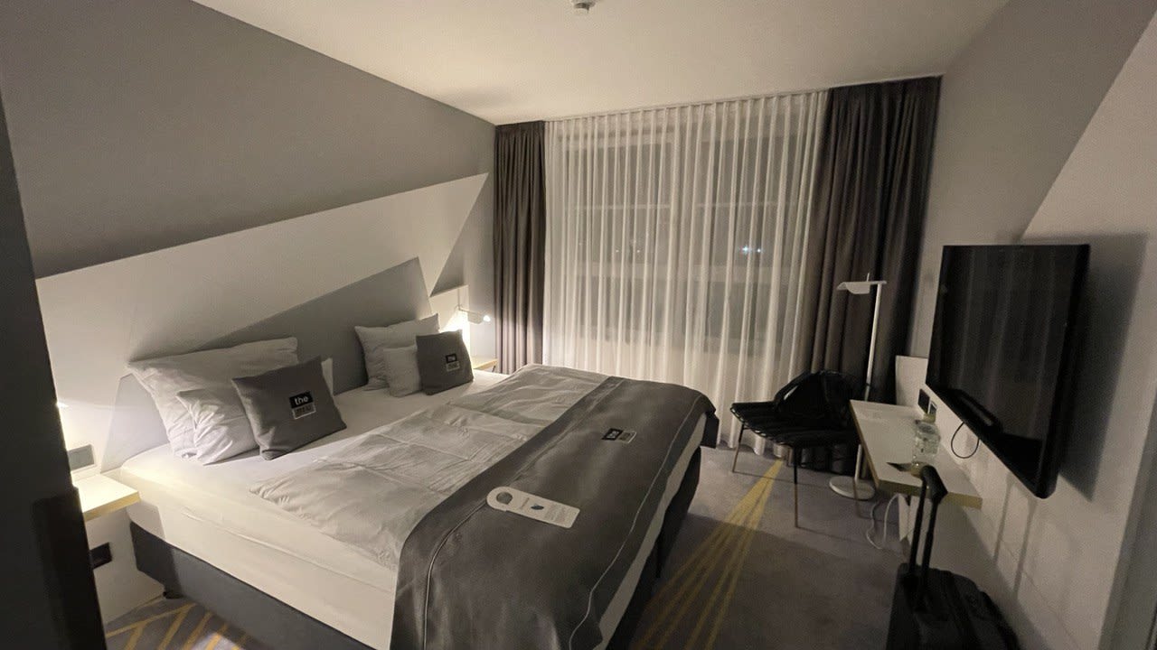 Zimmer Holiday Inn – the niu, Coin Frankfurt Ostend