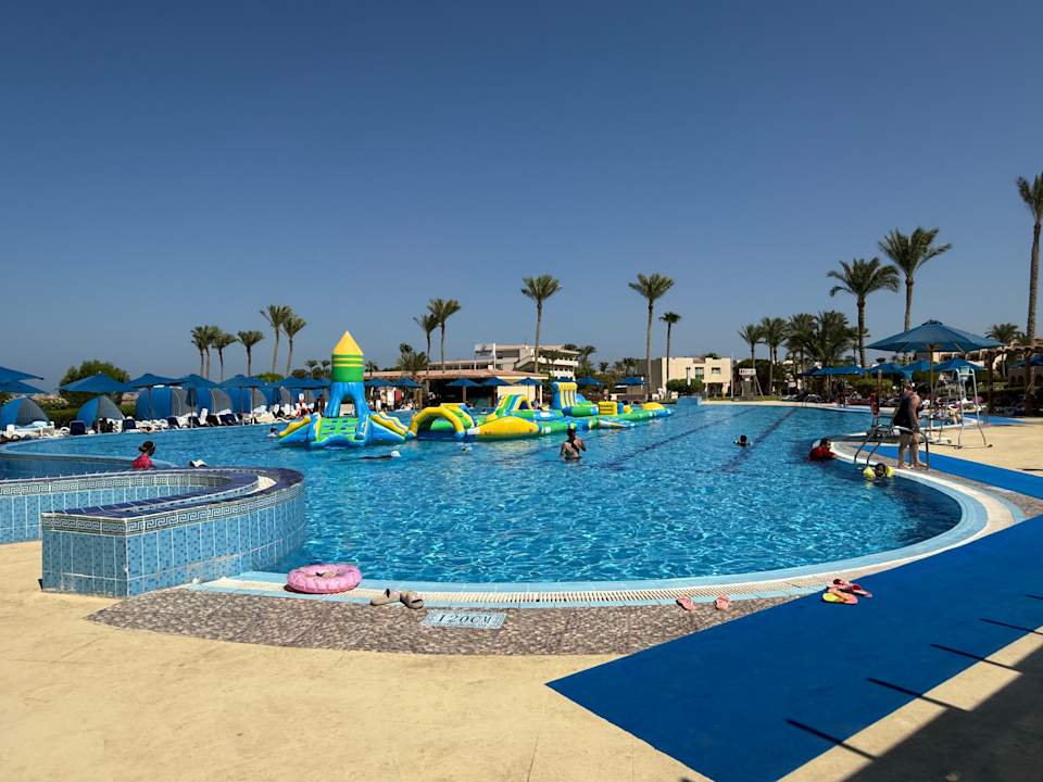 Pool Cleopatra Luxury Resort Makadi Bay