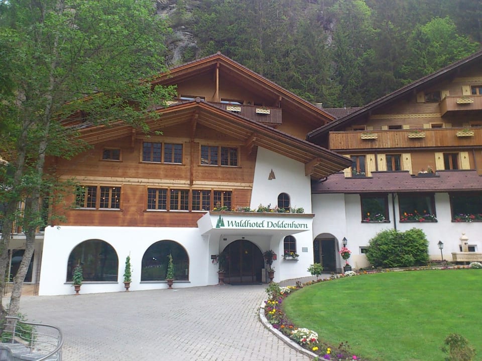 Ansicht Hotel Waldhotel Doldenhorn & Landgasthof Ruedihus