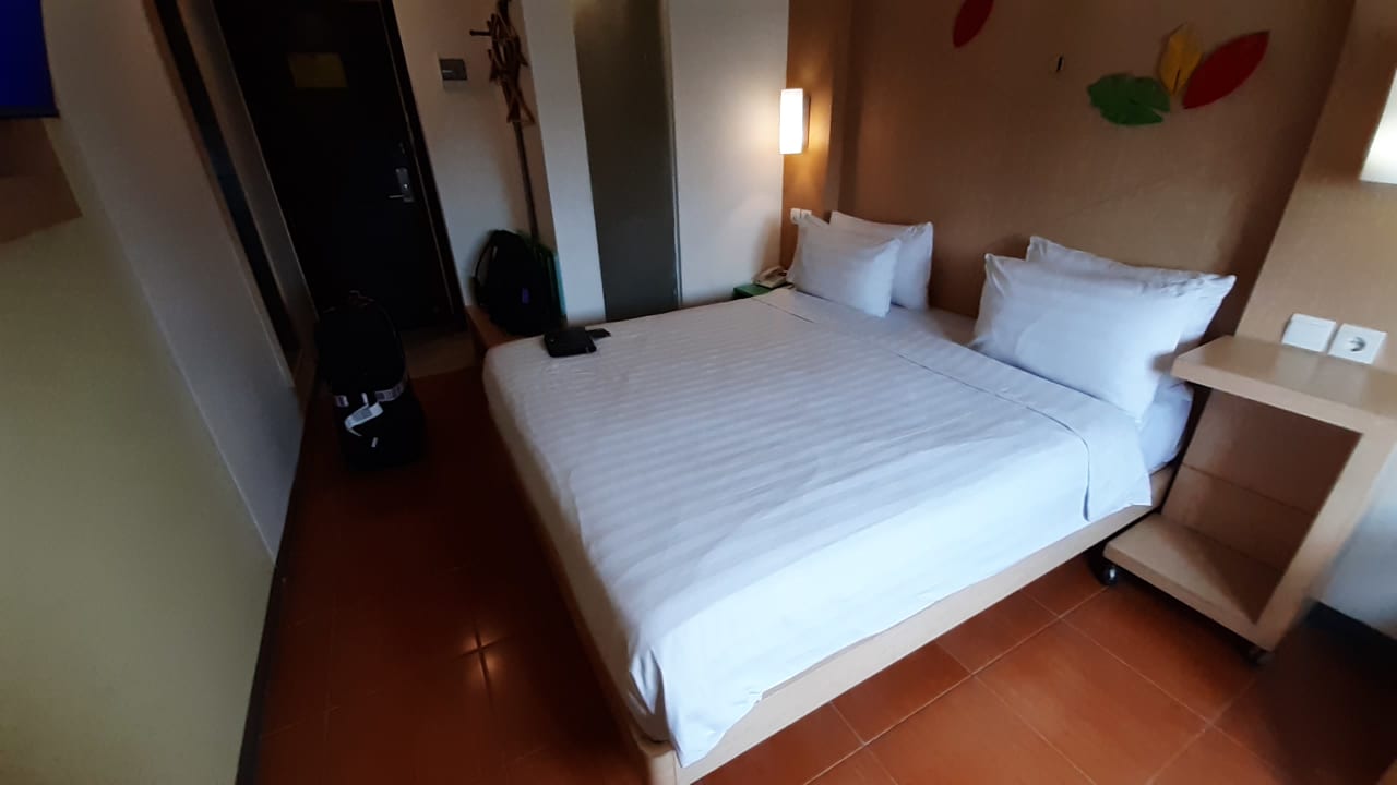 Zimmer Ascent Hotel & Cafe Malang