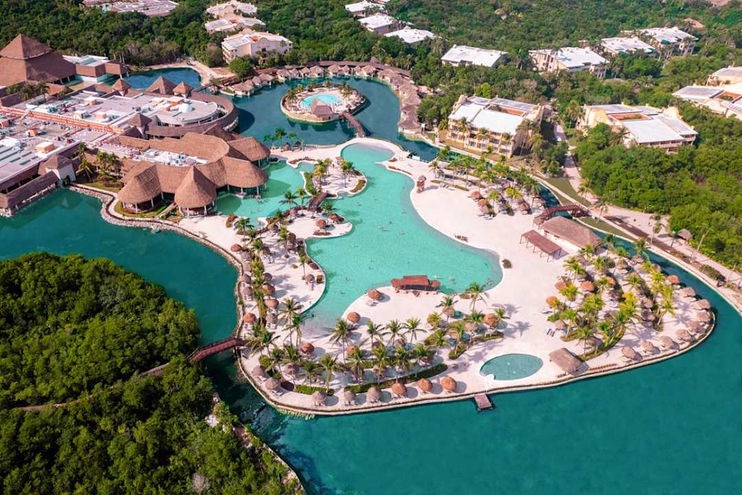 Pool Grand Palladium Select White Sand Resort & Spa