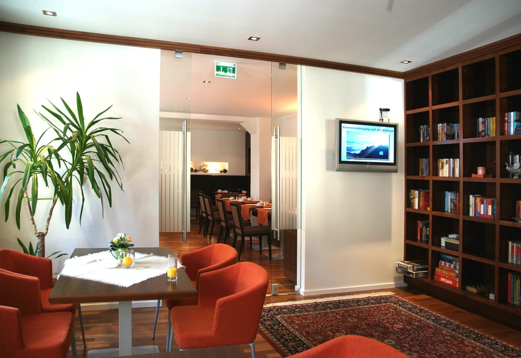 Lobby Hotel Goldenes Kreuz B&B