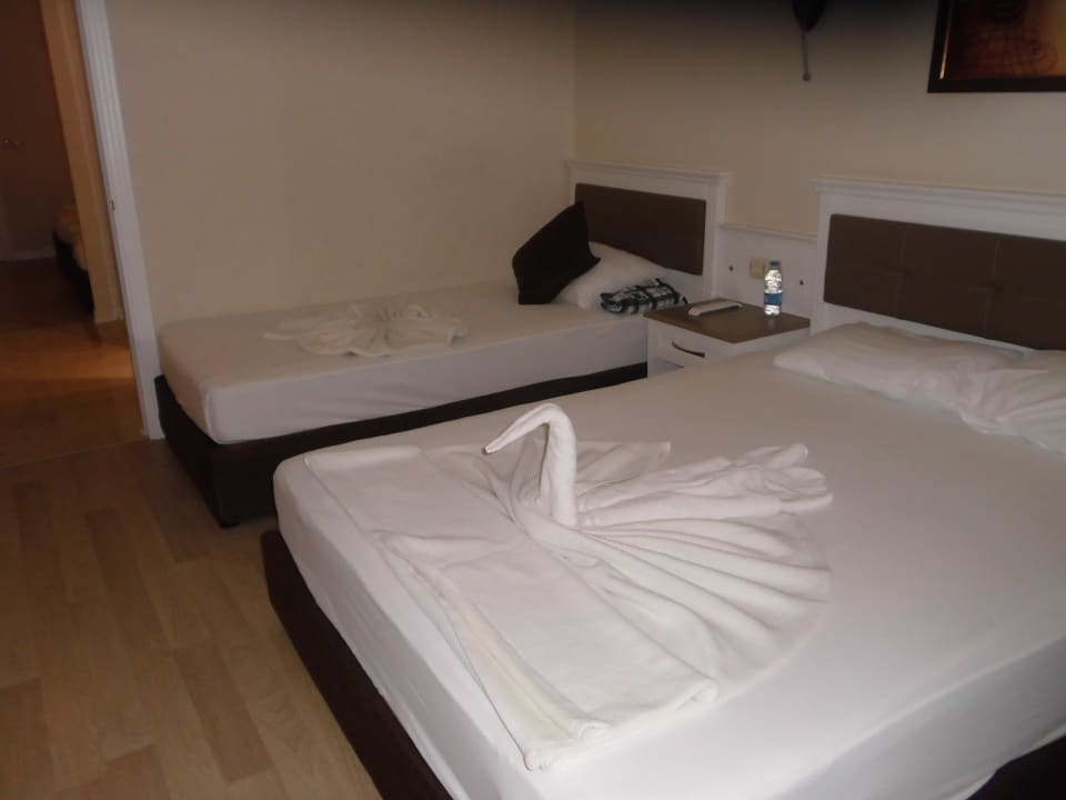 Familienzimmer super schön  Hane Family Resort