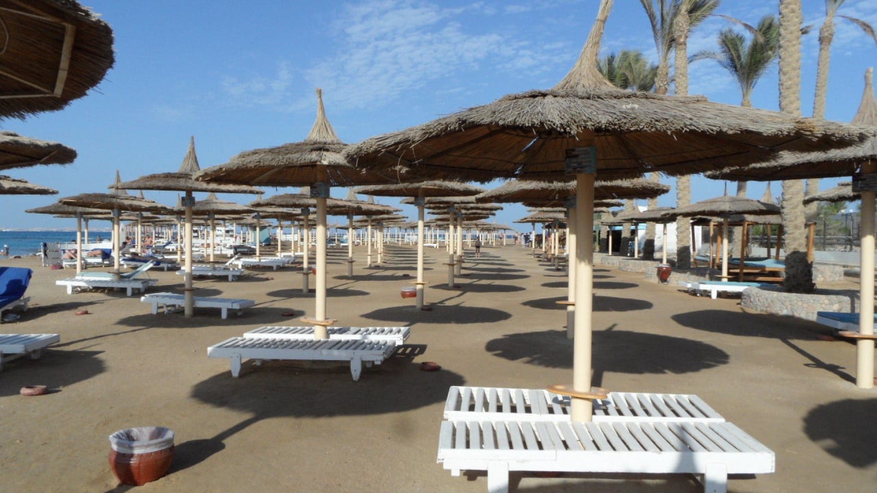 Strand   Pickalbatros Alf Leila Wa Leila Resort - Neverland Hurghada