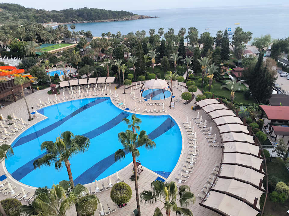 Pool Saphir Resort & Spa