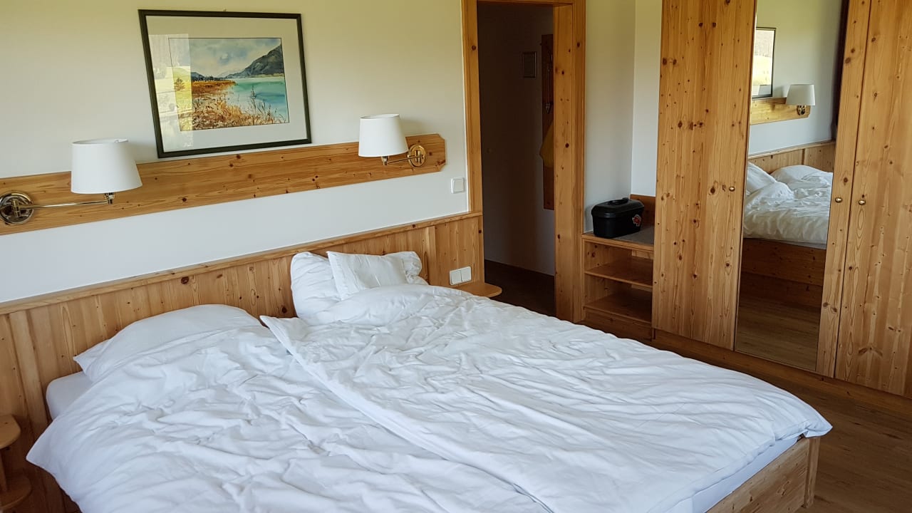 Zimmer Hotel Wiesenhof direkt am Weissensee