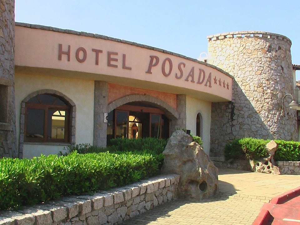 Eingang Club Esse Posada