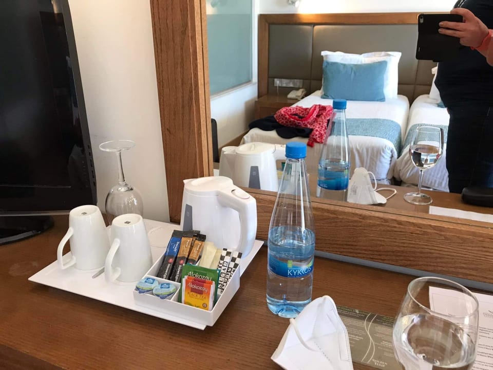 Zimmer The Golden Bay Beach Hotel