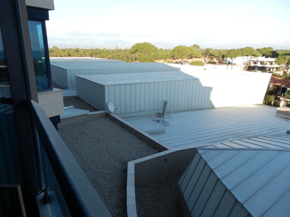 Senior Suite Blick nach links und auf Ventilatoren Susesi Luxury Resort